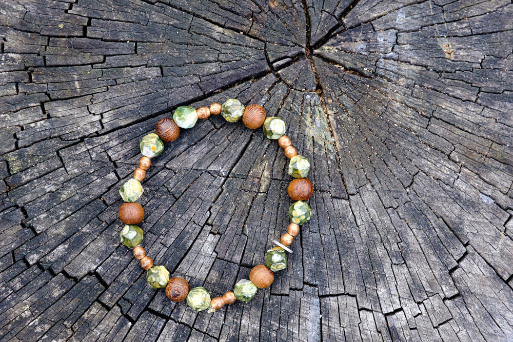 [Premium Quality Unique Bracelets & T-Shirts Online]-Native Moon