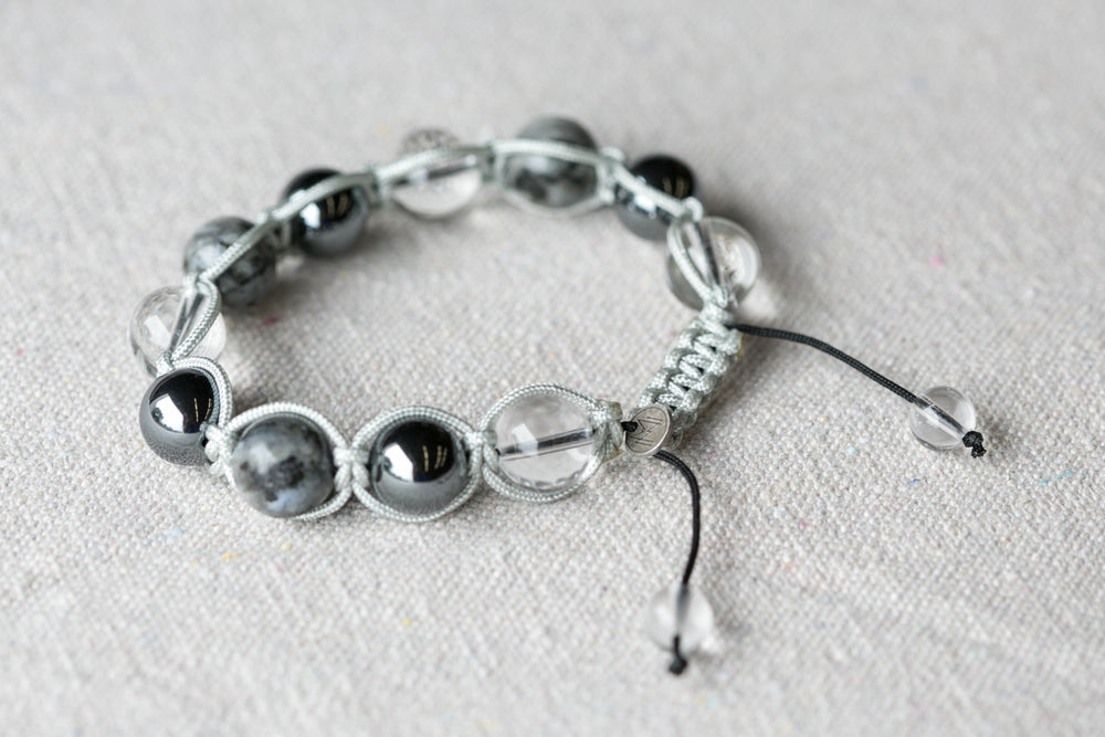 [Premium Quality Unique Bracelets & T-Shirts Online]-Native Moon